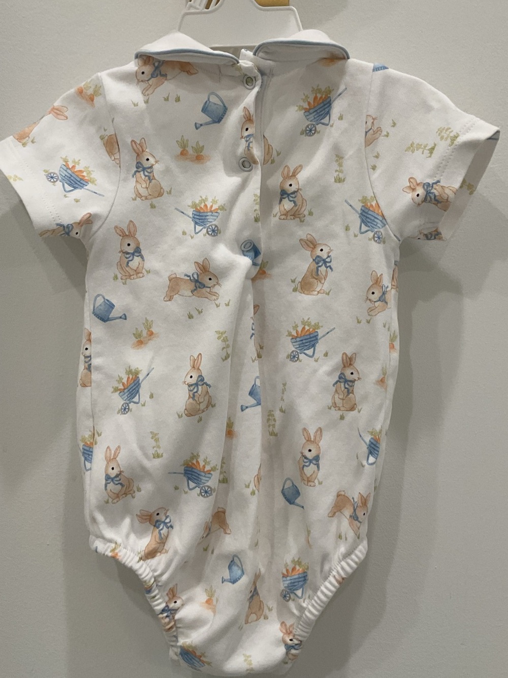 🔴Baby Club Chic White Bubble Onesie Bunny Print🔴Velveteen Rabbit🔴 - Picture 3 of 5
